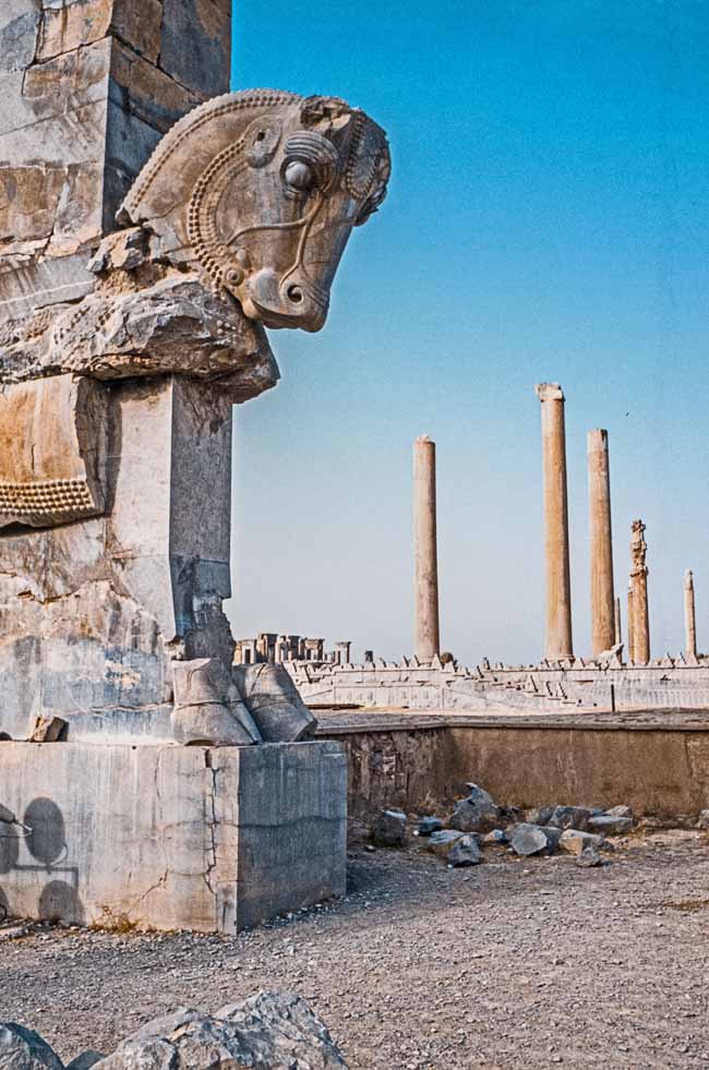 Historische Monumentalbauten beeindrucken in Persepolis