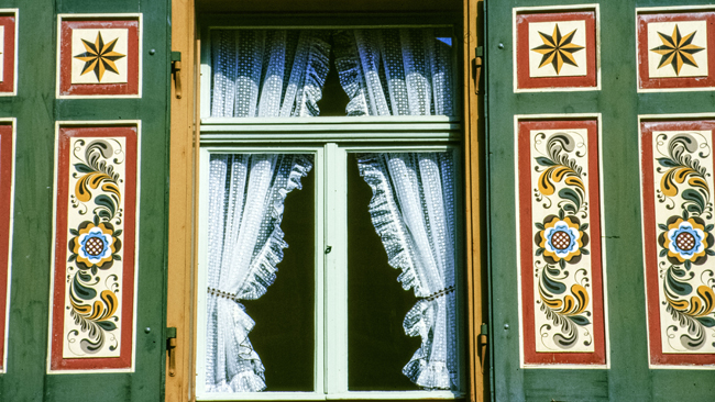  Herrlich anzusehen, die farbenfrohen Hausgiebel und Fenster in Appenzell