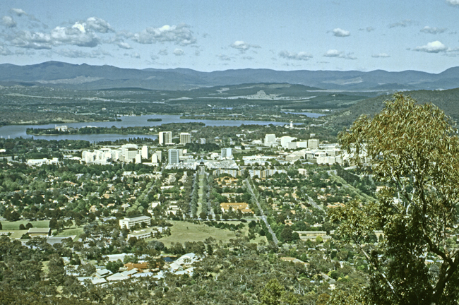 Blick vom Ainslie Hill auf Canberra