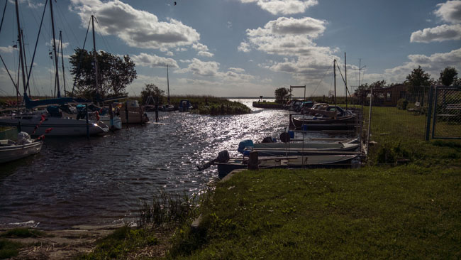 Einzigartige Abendstimmung am Loddiner Hafen am Achterwasser